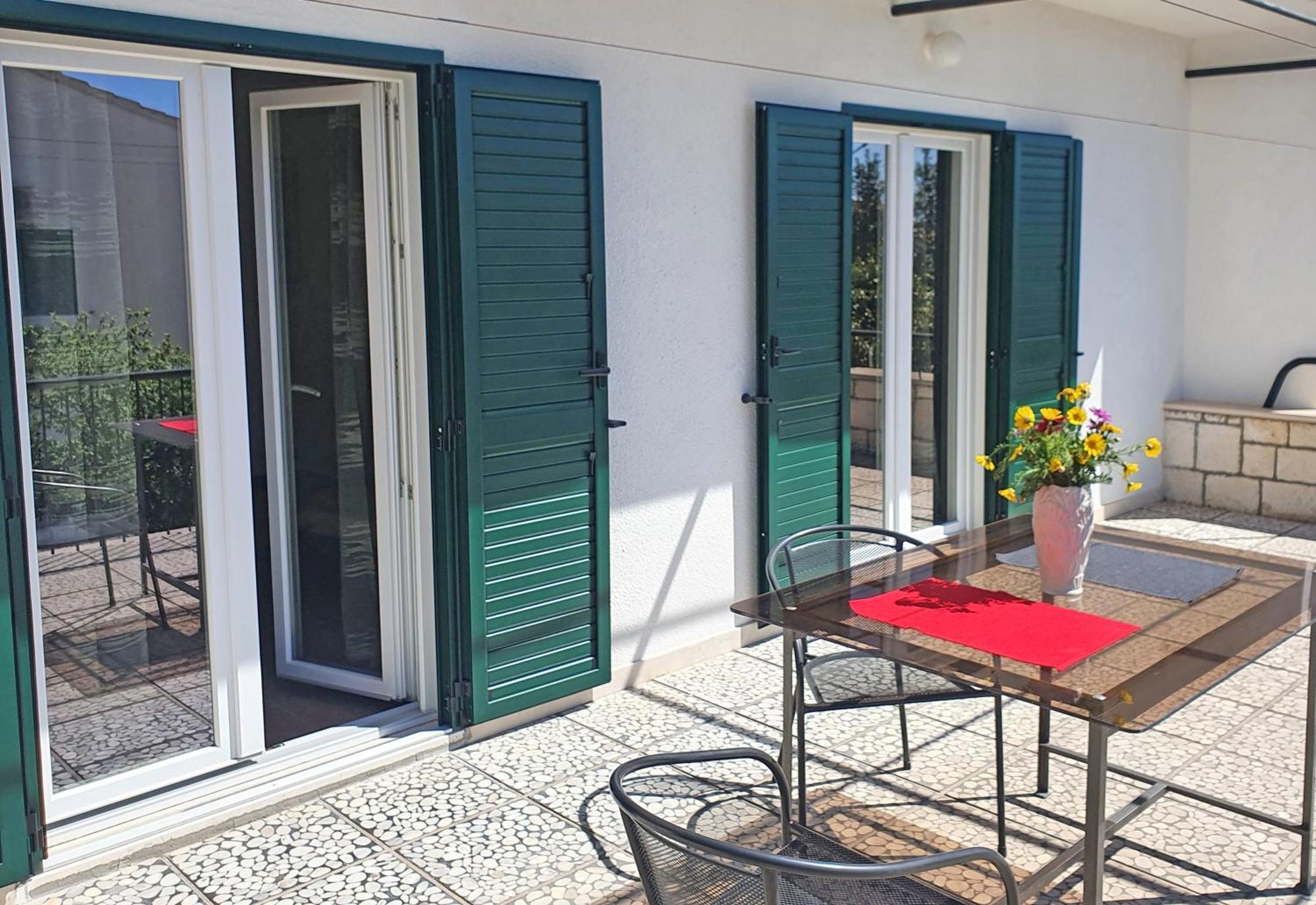 Holiday Home Gordana II フヴァル エクステリア 写真
